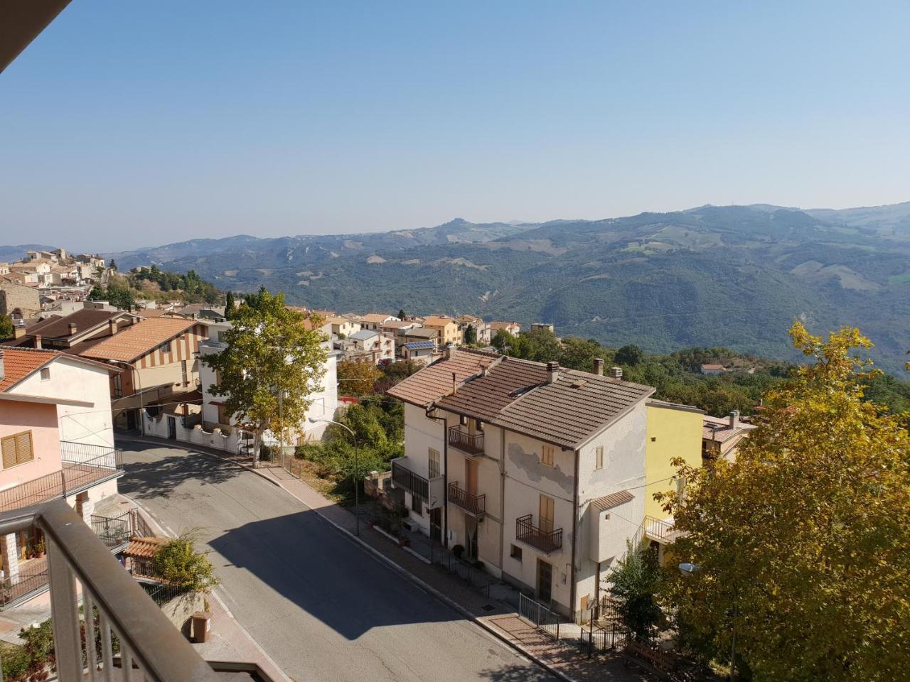 Casa-Albergo Tiroasegno Lama dei Peligni エクステリア 写真